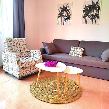 Tamarindo 28, Pool Front,Free Wifi Apartment Corralejo Exterior photo